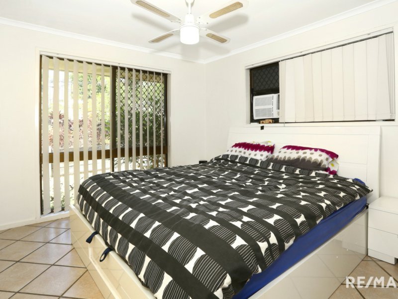 Photo - 23 Terrace Court, Merrimac QLD 4226 - Image 8