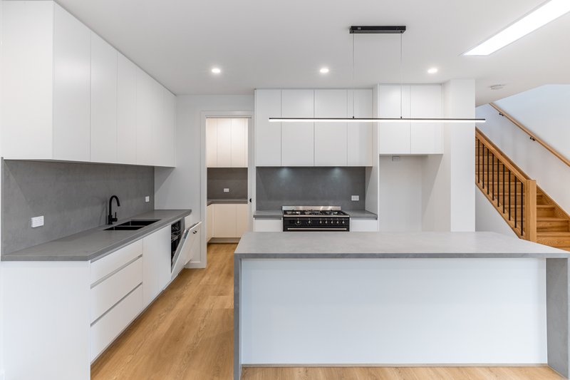 Photo - 23 Terrigal Avenue, Oakleigh South VIC 3167 - Image 2