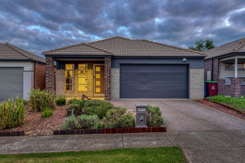 23 Tetrabine Way, Lyndhurst VIC 3975