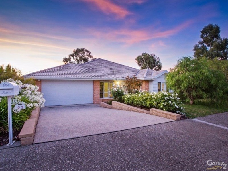 23 The Circuit, Pakenham VIC 3810