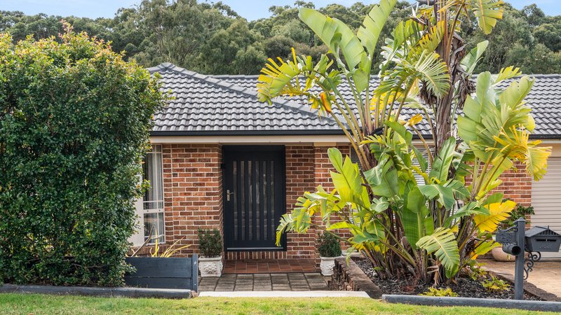 Photo - 23 The Circuit, Shellharbour NSW 2529 - Image 1