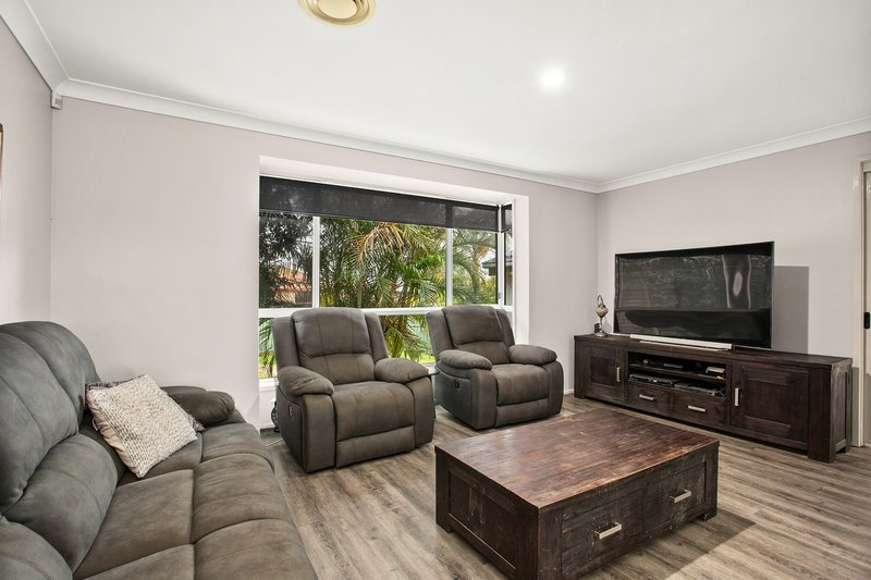 Photo - 23 The Grove, Shellharbour NSW 2529 - Image 3