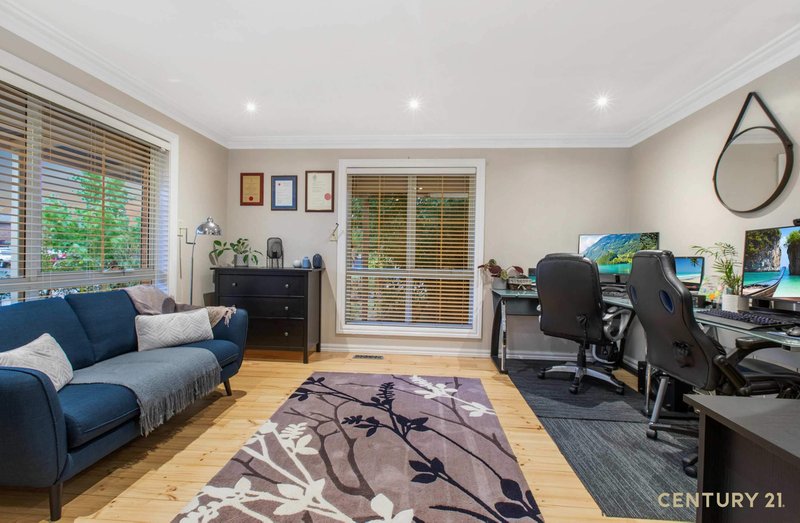 Photo - 23 The Parkway, Pakenham VIC 3810 - Image 3