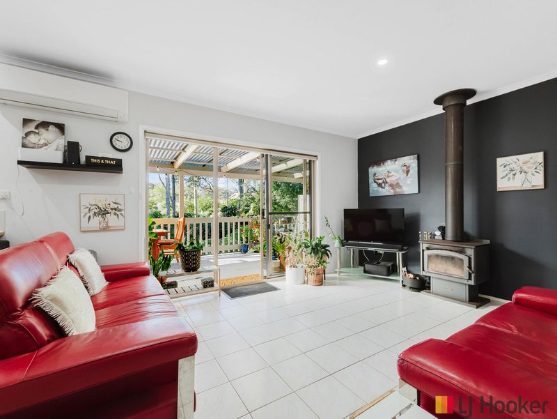 Photo - 23 Thomas Mitchell Crescent, Sunshine Bay NSW 2536 - Image 7