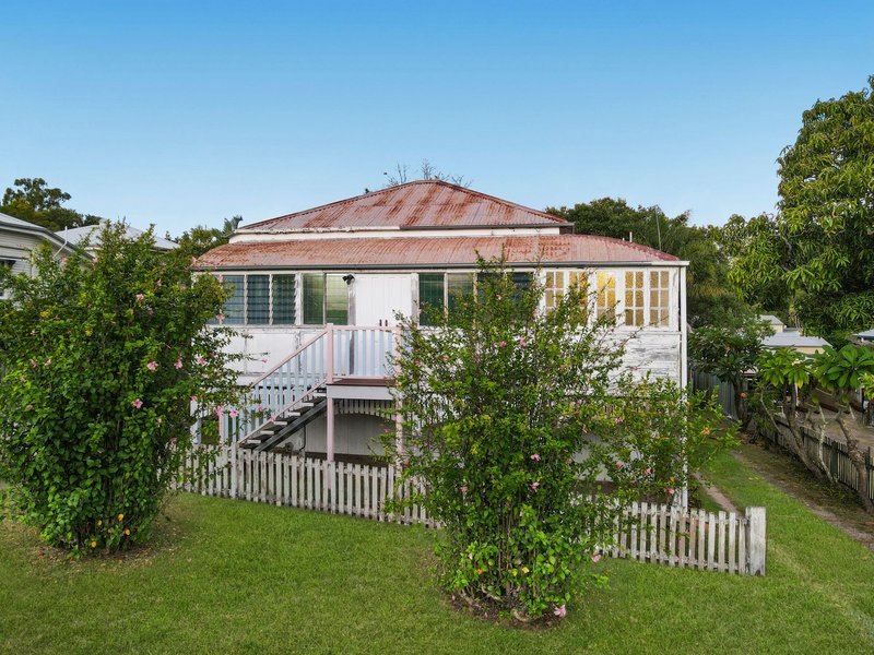 Photo - 23 Thomas Street, Sadliers Crossing QLD 4305 - Image 1