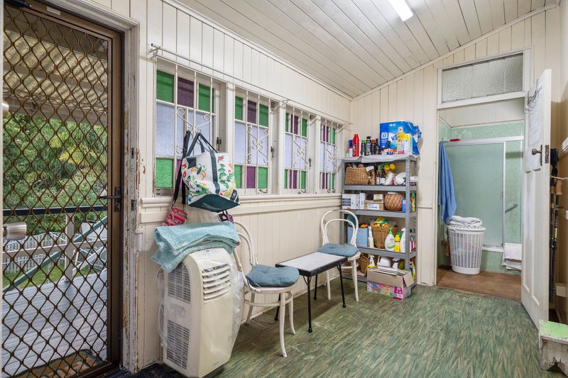 Photo - 23 Thomas Street, Sadliers Crossing QLD 4305 - Image 6