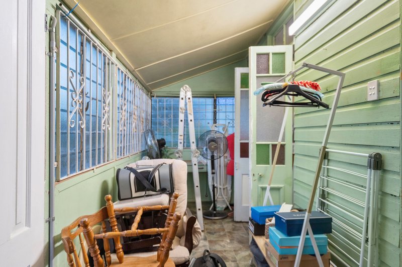 Photo - 23 Thomas Street, Sadliers Crossing QLD 4305 - Image 12