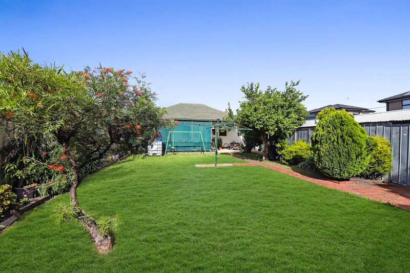 Photo - 23 Thomas Street, Thomastown VIC 3074 - Image 8