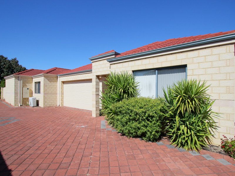 Photo - 2/3 Thorpe Street, Morley WA 6062 - Image 3