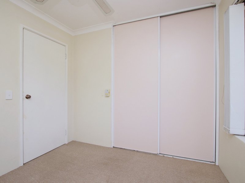 Photo - 2/3 Thorpe Street, Morley WA 6062 - Image 7