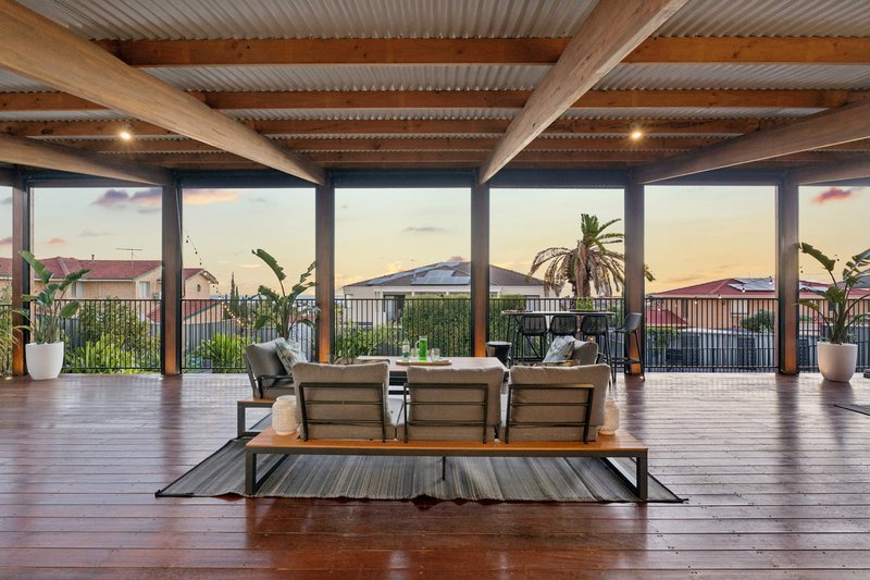 Photo - 23 Tiller Road, Ocean Reef WA 6027 - Image 3