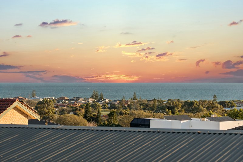 Photo - 23 Tiller Road, Ocean Reef WA 6027 - Image 4