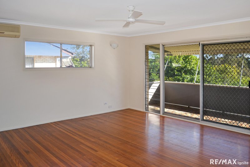 Photo - 23 Timbarra Crescent, Jindalee QLD 4074 - Image 8