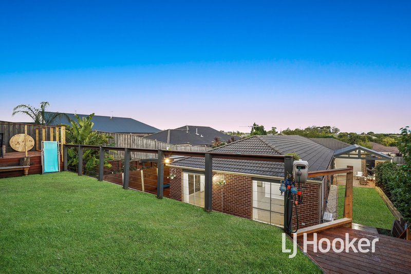 Photo - 23 Tipperary Circuit, Pakenham VIC 3810 - Image 19