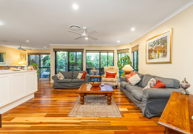 Photo - 23 Toomba Place, Forest Lake QLD 4078 - Image 9