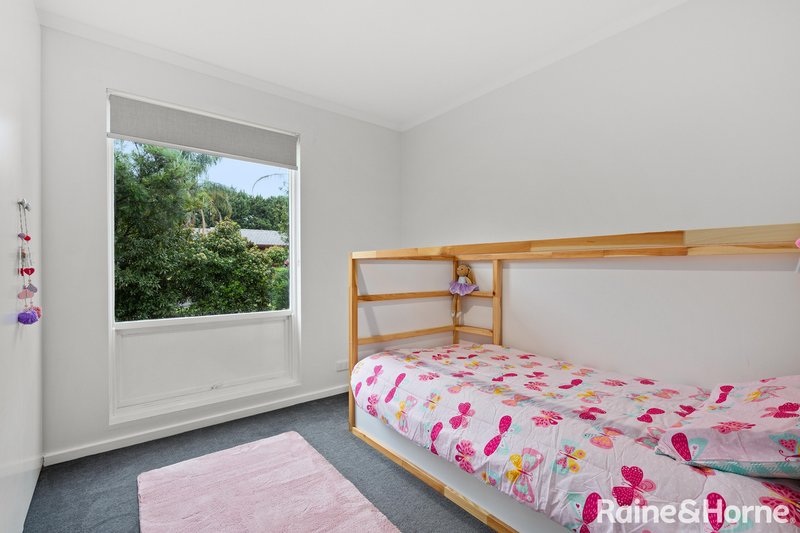 Photo - 23 Topaz Drive, Flagstaff Hill SA 5159 - Image 11