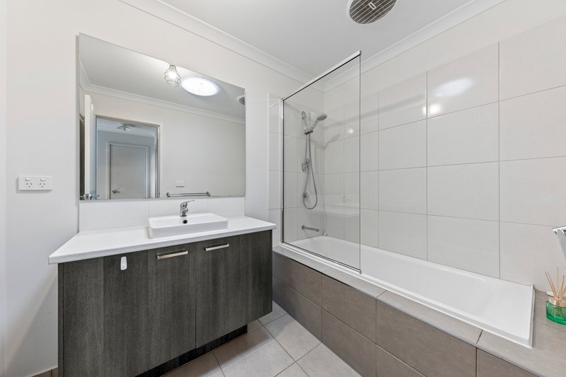 Photo - 23 Tremont Street, Pakenham VIC 3810 - Image 8