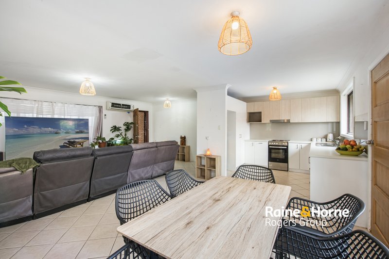 Photo - 23 Trevally Avenue, Chain Valley Bay NSW 2259 - Image 5