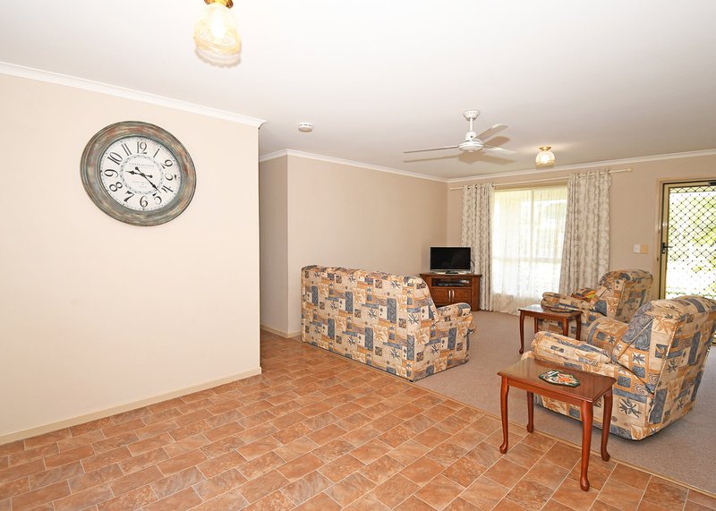 Photo - 23 Tristania Crescent, Urangan QLD 4655 - Image 13