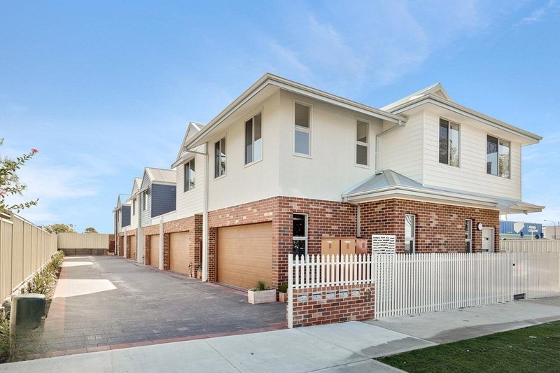 Photo - 2/3 Tuam Street, Victoria Park WA 6100 - Image 1