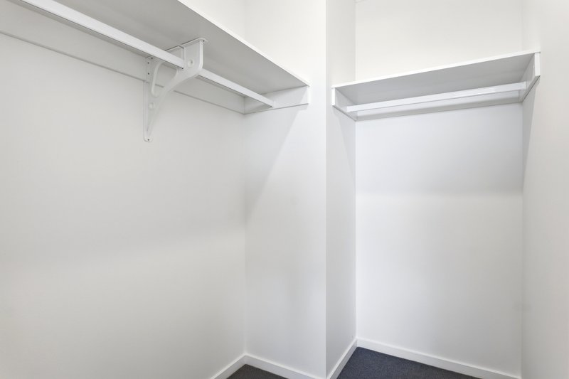 Photo - 23 Tuff Street, Werribee VIC 3030 - Image 15