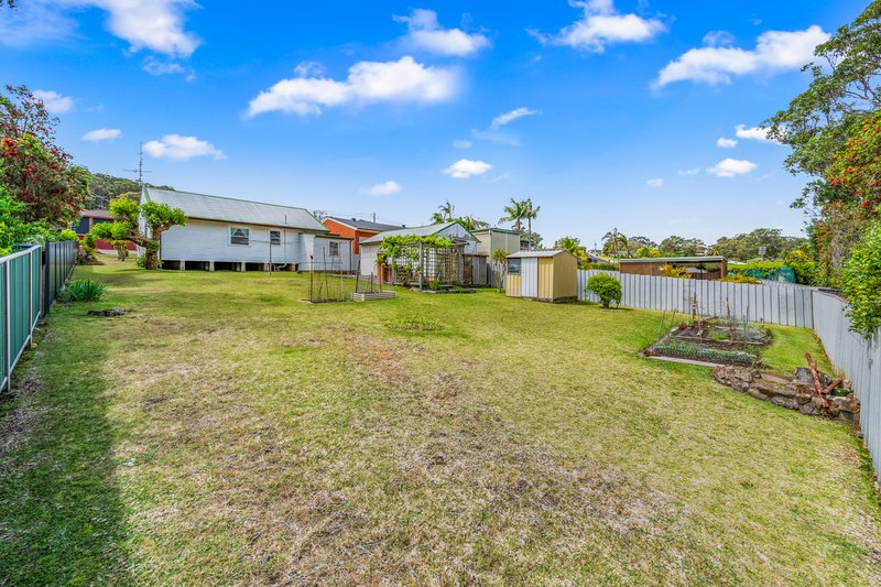 Photo - 23 Turnbull Street, Fennell Bay NSW 2283 - Image 3