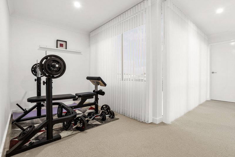 Photo - 23 Turquoise Boulevard, Treeby WA 6164 - Image 19