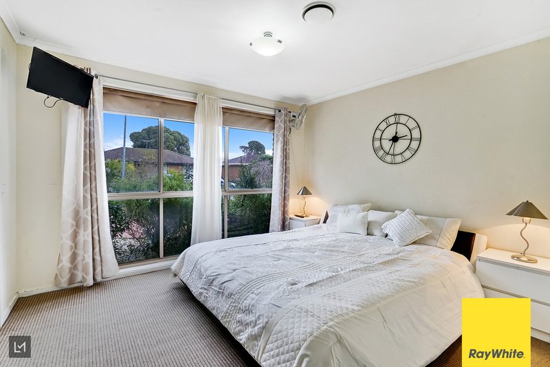 Photo - 23 Tweed Court, Werribee VIC 3030 - Image 11