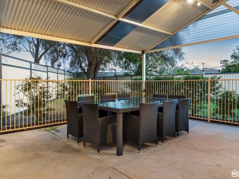 Photo - 23 Urana Road, Armadale WA 6112 - Image 22