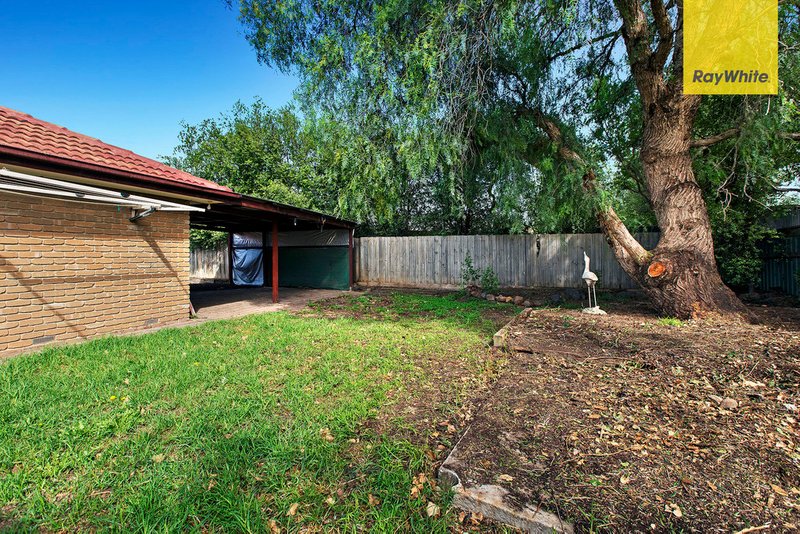 Photo - 23 Valewood Drive, Kealba VIC 3021 - Image 7