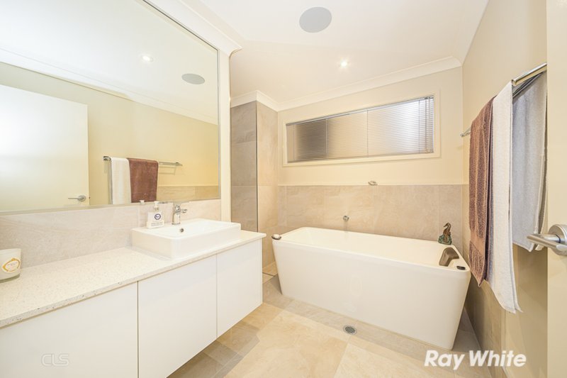 Photo - 23 Vanillalily Close, Banksia Beach QLD 4507 - Image 11