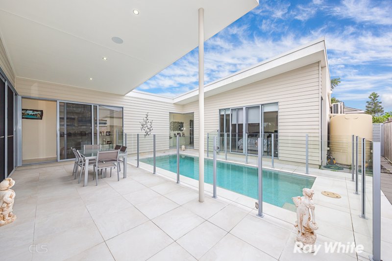 Photo - 23 Vanillalily Close, Banksia Beach QLD 4507 - Image 15