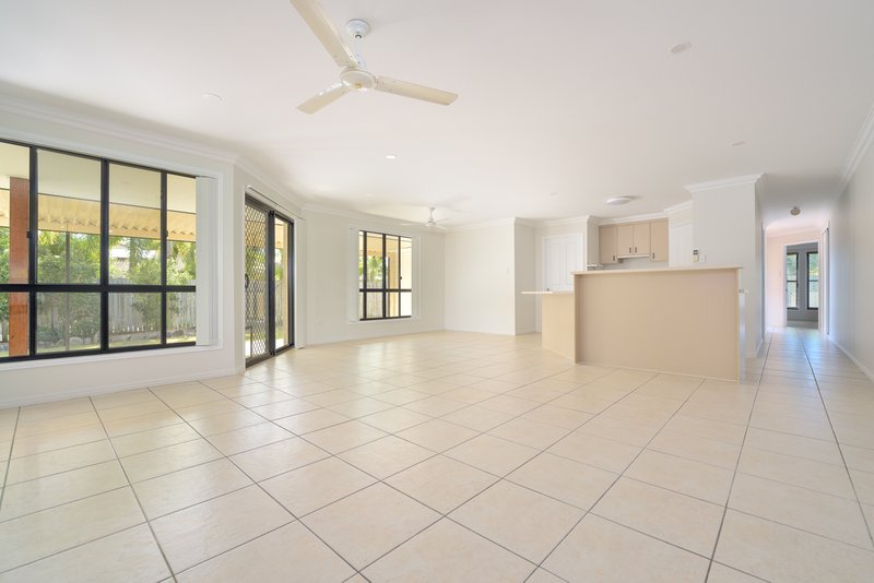 Photo - 23 Victoria Avenue, Glen Eden QLD 4680 - Image 5