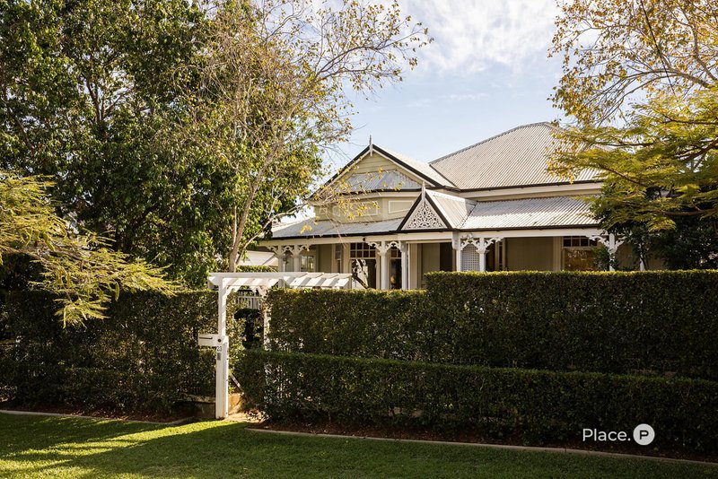 Photo - 23 Victoria Parade, Clayfield QLD 4011 - Image 27