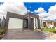 Photo - 23 Viewmont Avenue, Craigieburn VIC 3064 - Image 5