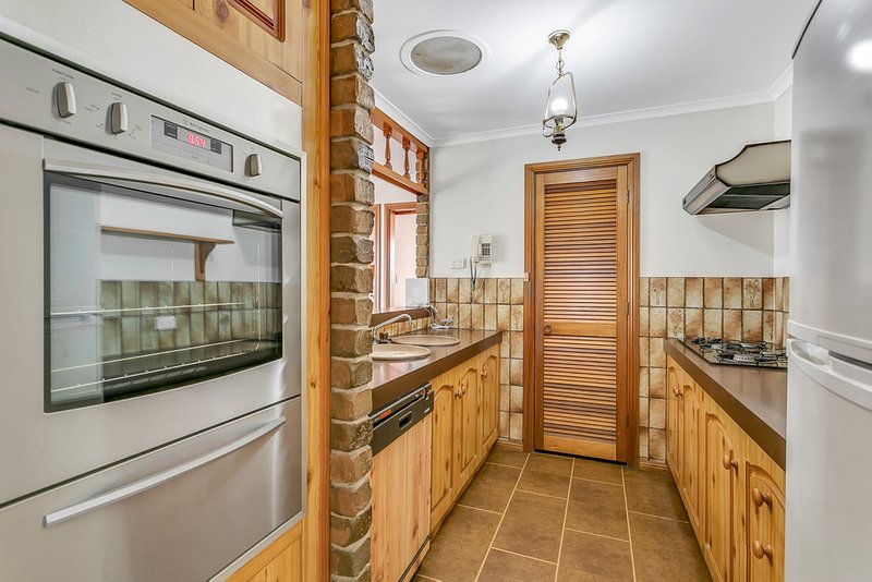 Photo - 23 Vincent Boulevard, Flagstaff Hill SA 5159 - Image 3