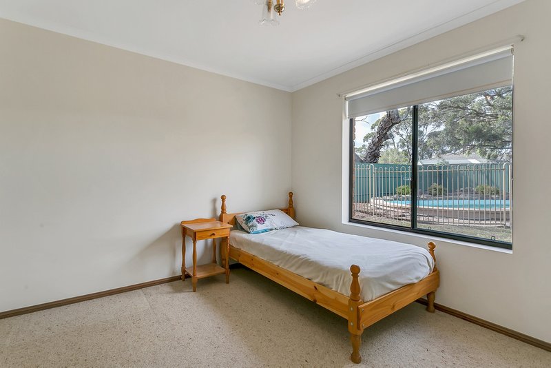 Photo - 23 Vincent Boulevard, Flagstaff Hill SA 5159 - Image 11