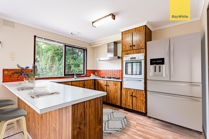 Photo - 23 Vogue Avenue, Vermont South VIC 3133 - Image 4