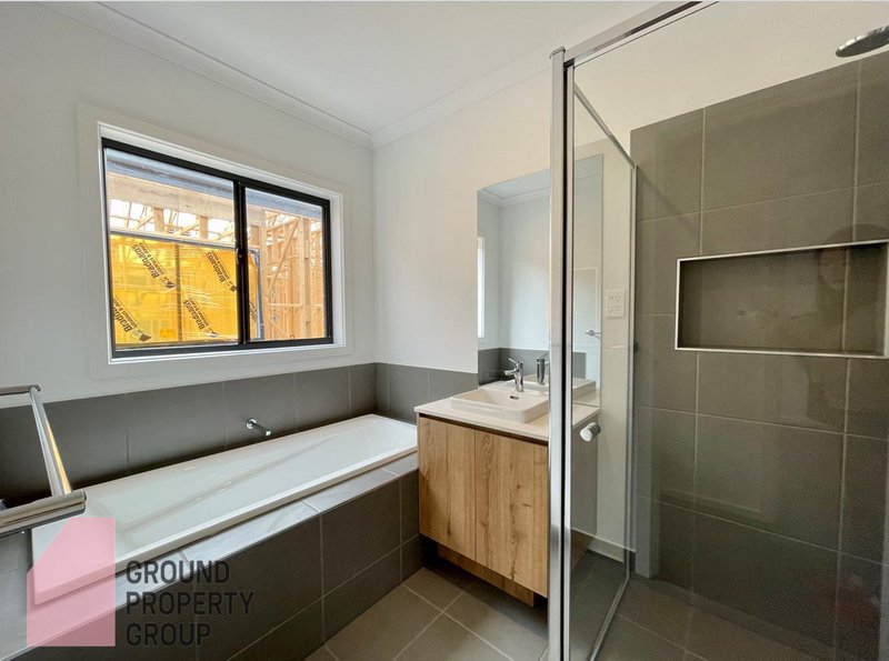 Photo - 23 Vogue Drive, Wyndham Vale VIC 3024 - Image 11