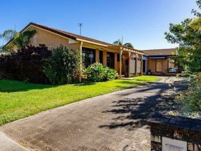 2/3 Wagtail Court, Burleigh Waters QLD 4220