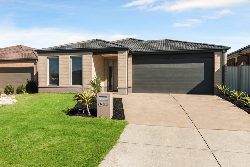 23 Warbler Street, Pakenham VIC 3810