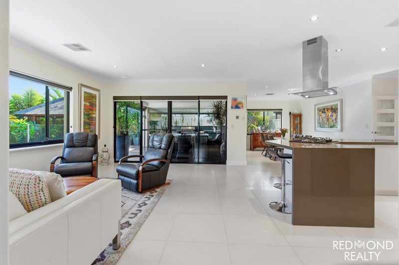 Photo - 23 Watcombe Avenue, Burns Beach WA 6028 - Image 3