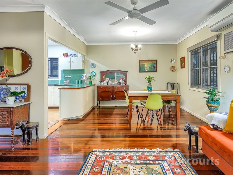 Photo - 23 Watcombe St , Wavell Heights QLD 4012 - Image 11