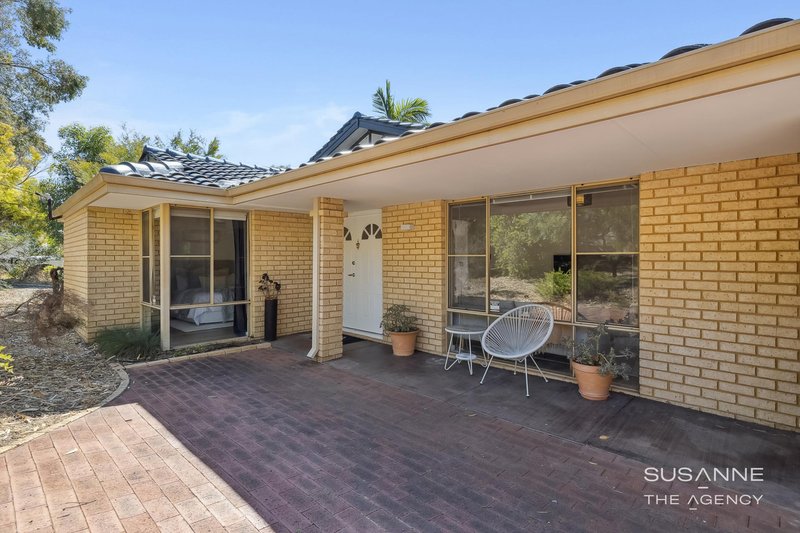 Photo - 23 Watsonia Road, Gooseberry Hill WA 6076 - Image 15