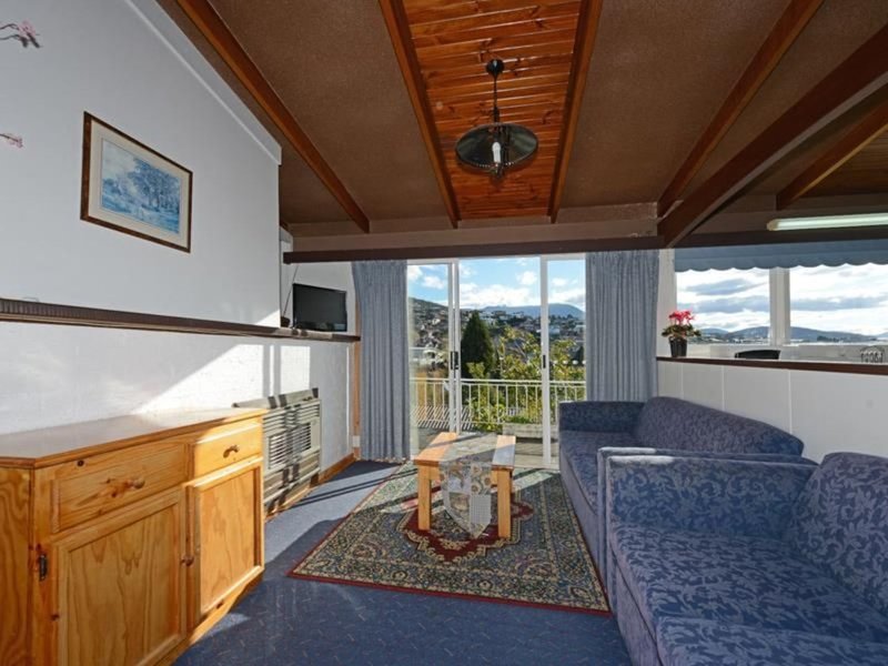 Photo - 23 Wayne Avenue, Sandy Bay TAS 7005 - Image 17