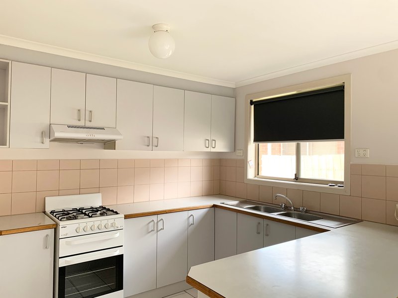 Photo - 2/3 Weaver Court, Altona Meadows VIC 3028 - Image 1