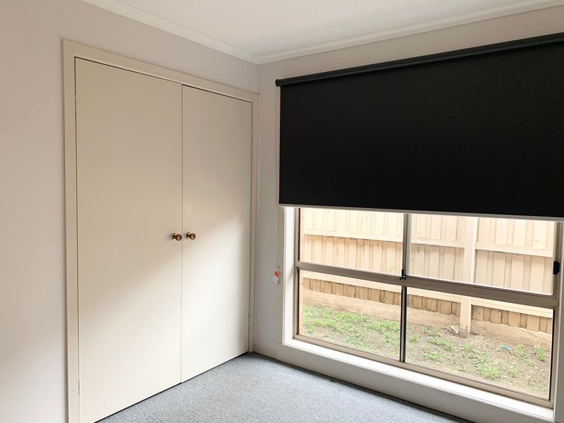 Photo - 2/3 Weaver Court, Altona Meadows VIC 3028 - Image 6