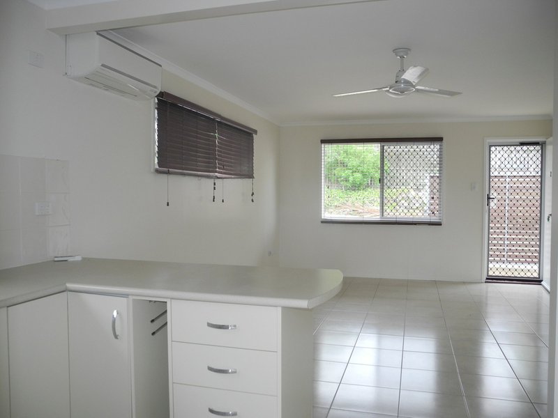 Photo - 23 Wedge Street, Tannum Sands QLD 4680 - Image 5