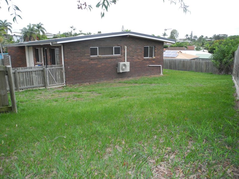 Photo - 23 Wedge Street, Tannum Sands QLD 4680 - Image 9