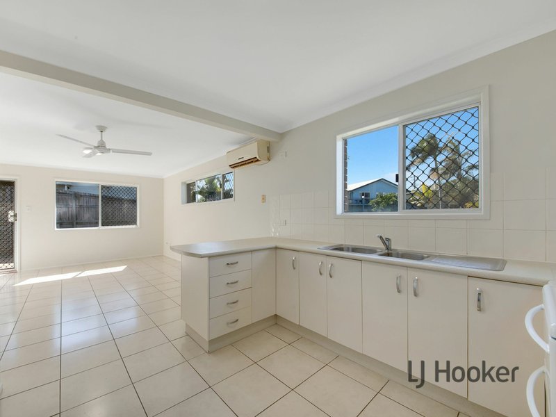 Photo - 23 Wedge Street, Tannum Sands QLD 4680 - Image 7